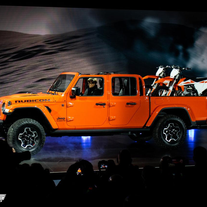 Jeep Gladiator Finally Debuts at LA Auto Show